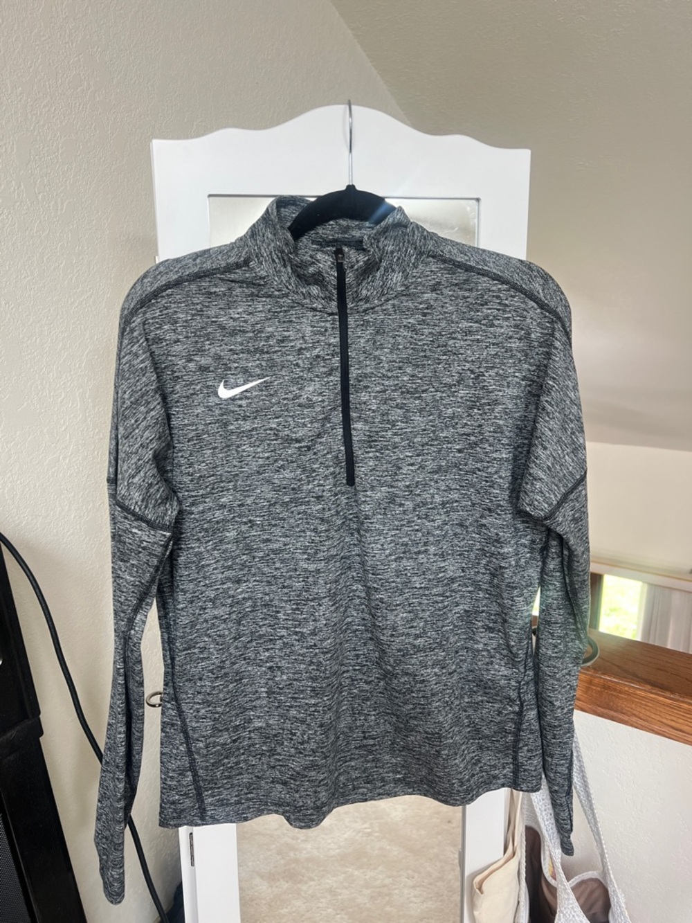 •NIKE• quarter zip